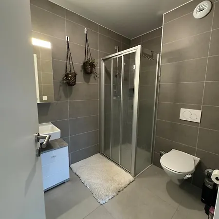 Modern * Renens