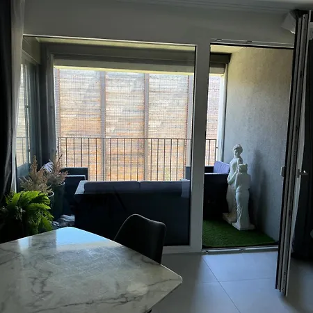 Apartment Modern